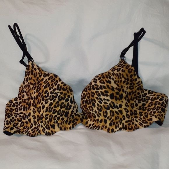 Victoria's Secret Embrace Push-Up‎ Bra Leopard 34C - Picture 1 of 6